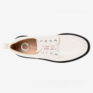 Journee Collection Zina Oxford Lace-Up Lug Sole Loafer Shoes Size 8.5WD Wide NIB